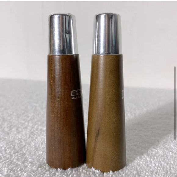 Vintage MCM Wood  Salt & Pepper Shakers - Picture 5 of 8